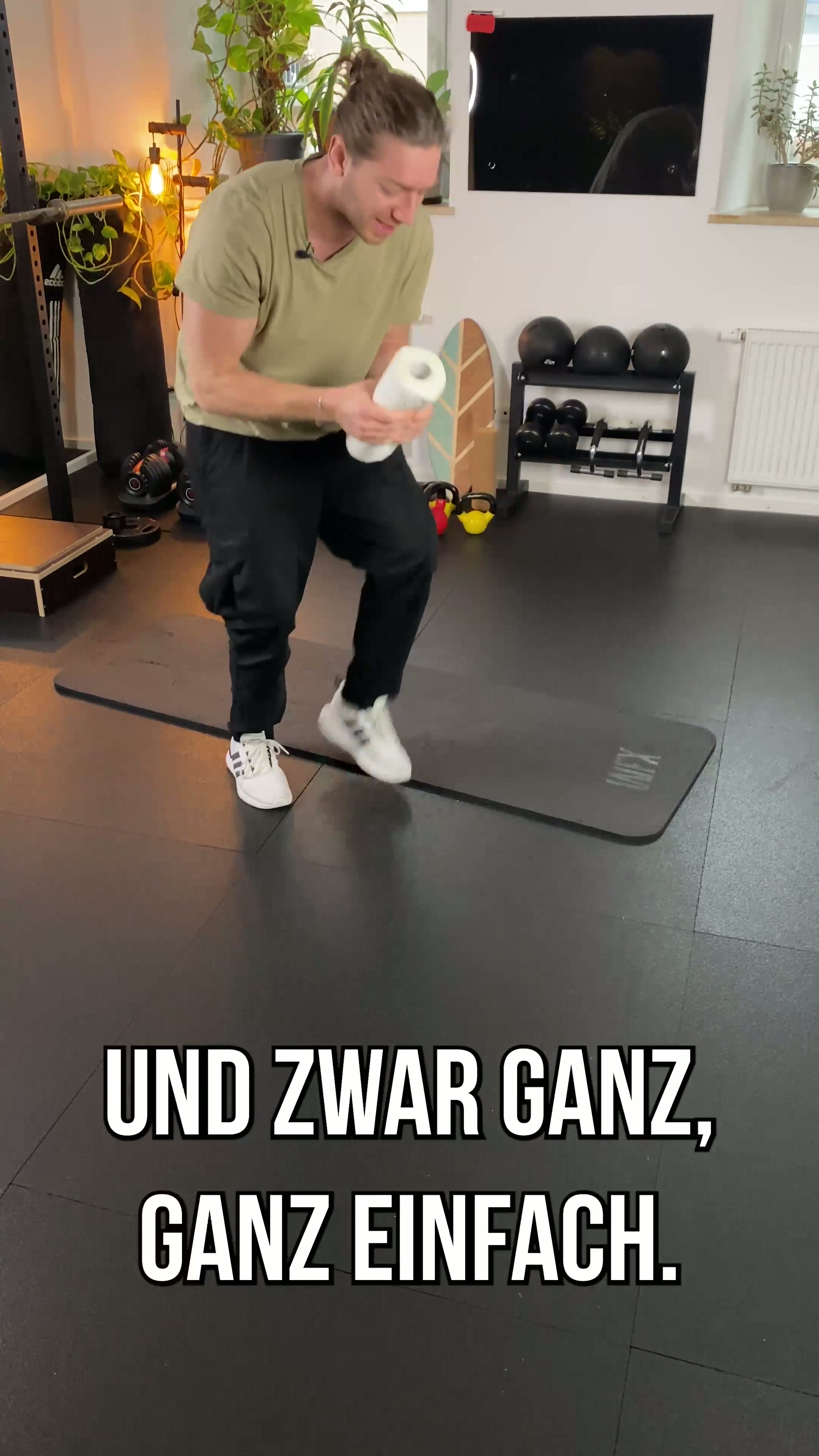 Knieschmerzen lindern: Effektive Übung mit Handtuch